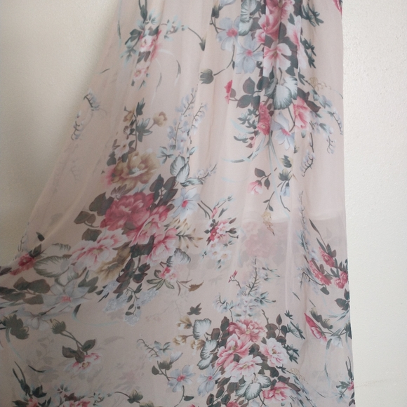 Long Silky Floral Dress - Picture 6 of 7